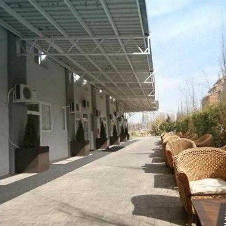 Pansion Bianko Hotell Skopje Eksteriør bilde